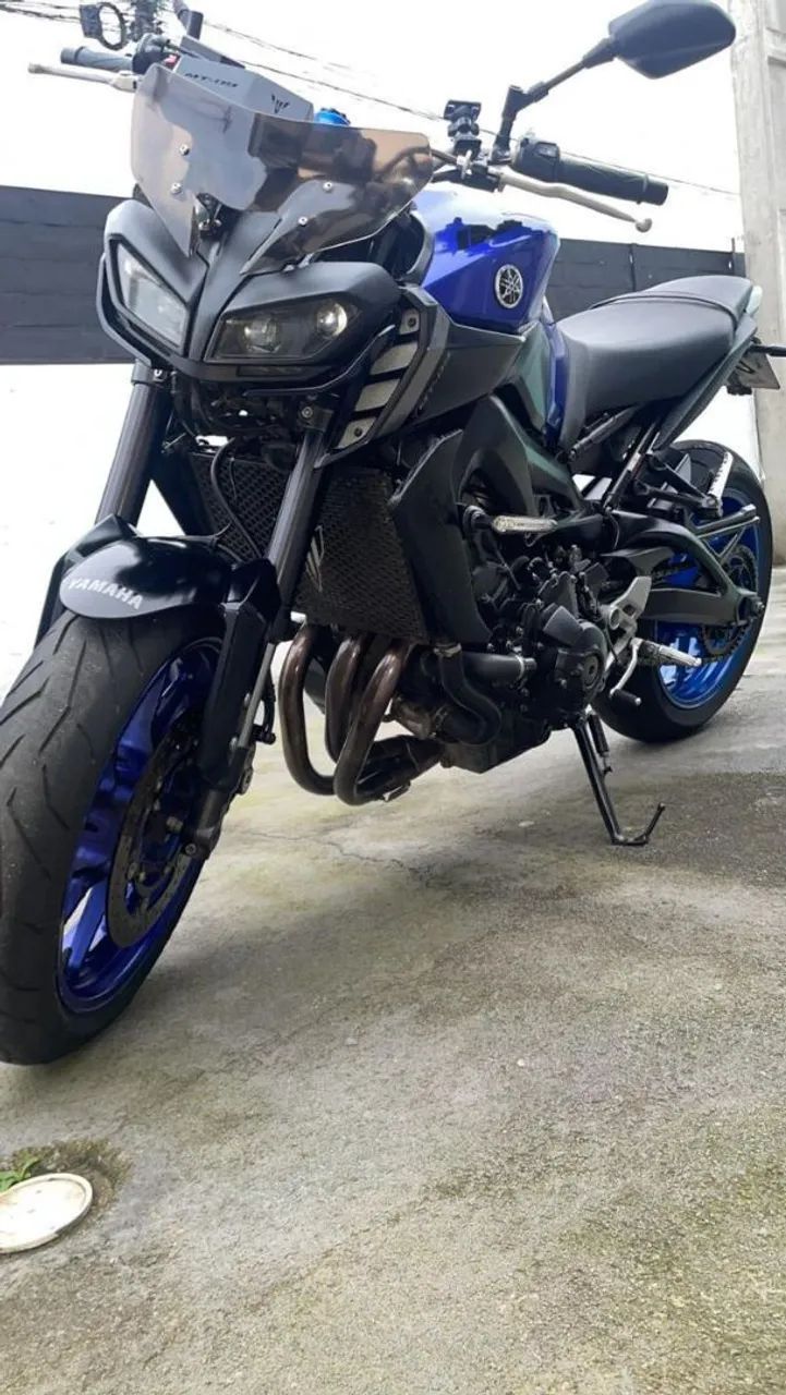 MT 09