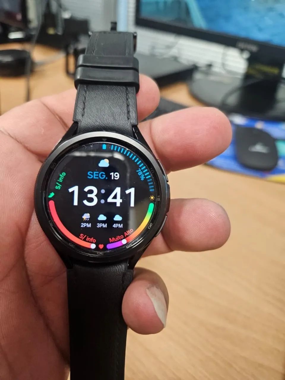 Galaxy Watch 6 Classic 47mm LTE zerada - Foto 3