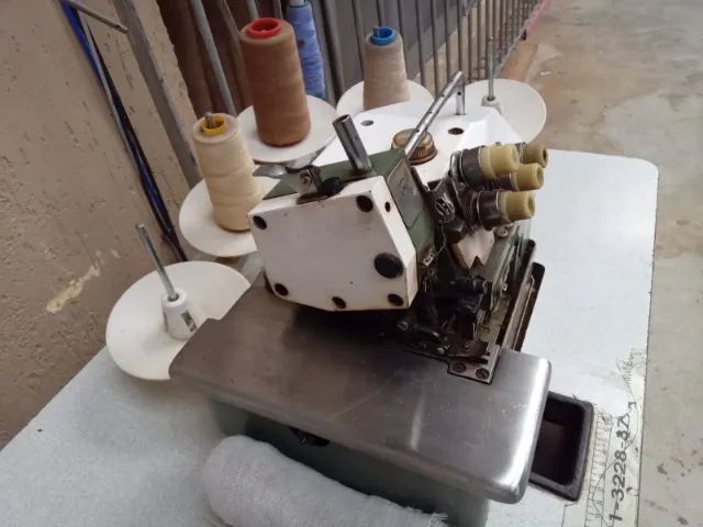 Maquina de costurar Laninax.   400,00 - Foto 5