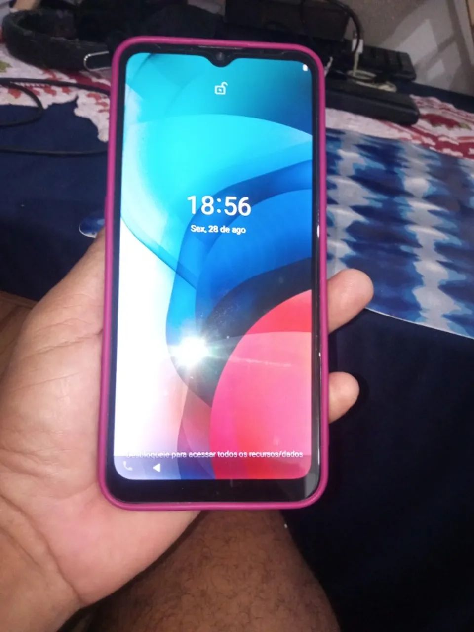Motorola E7 