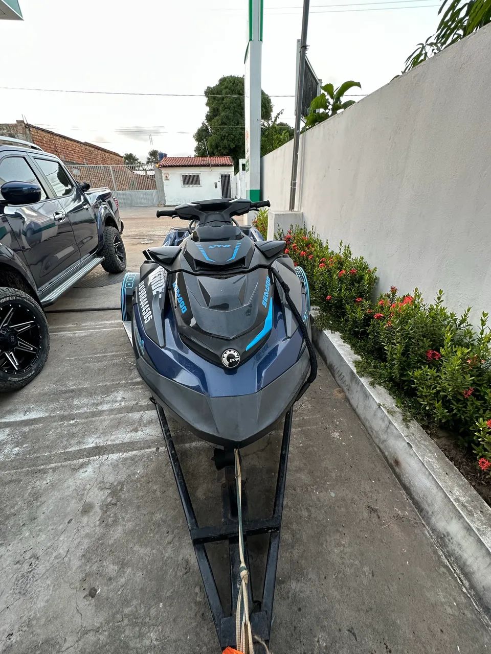 Jet-ski