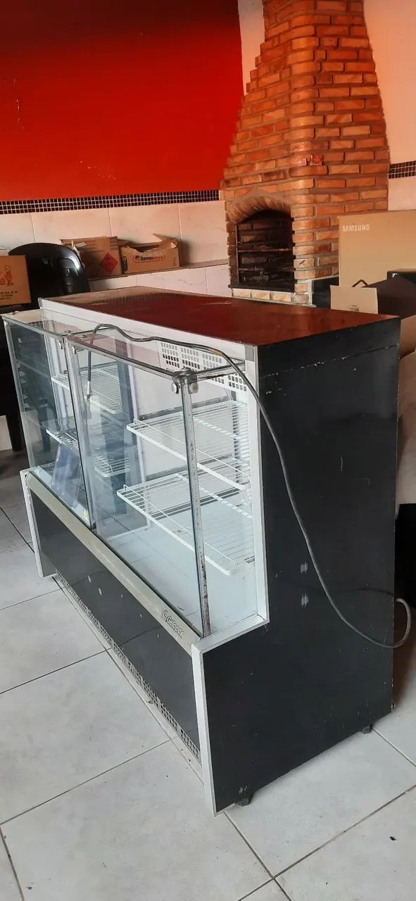Freezer expositor quente e frio Gelopar