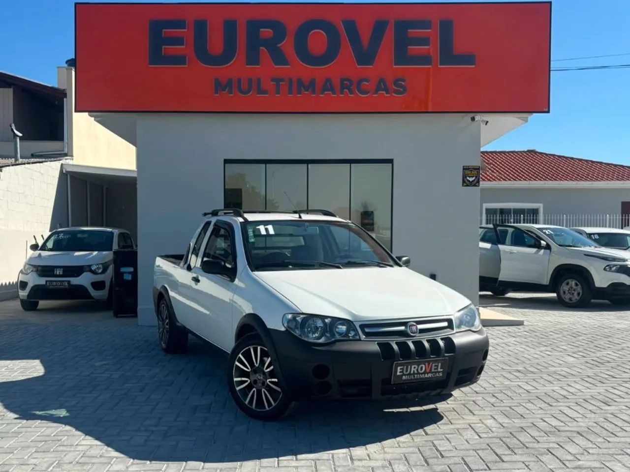 Fiat Strada 1.4 MPI Fire Flex 8V CE 2011 - Foto 3