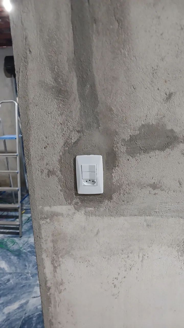 Eletricista profissional Serviços elétricos em gera - Foto 5