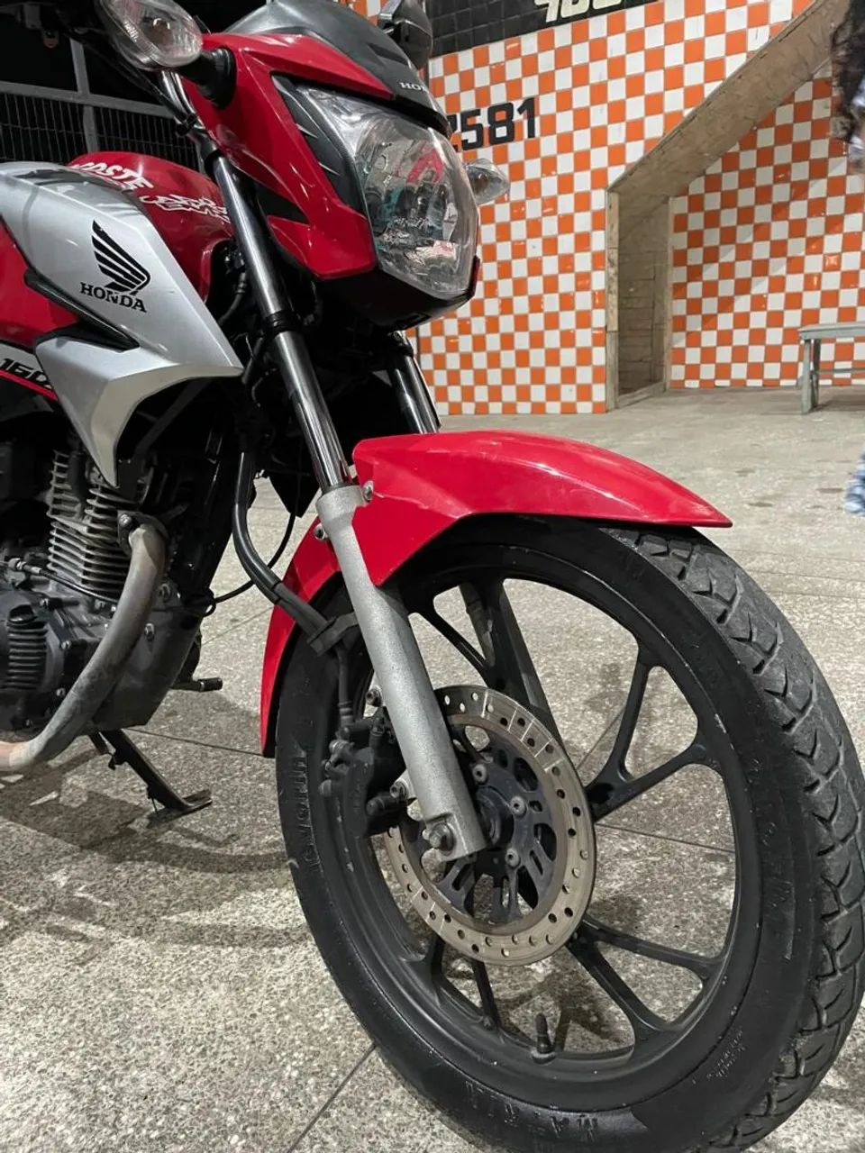 Honda Titan 2023 - Foto 4