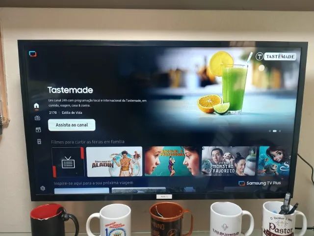 TV SMART SAMSUNG DE 32 POLEGADAS. COM CANAIS SAMSUNG PLUS. VAI COM SUPORTE FACIL INSTALAÇÃ - Foto 2