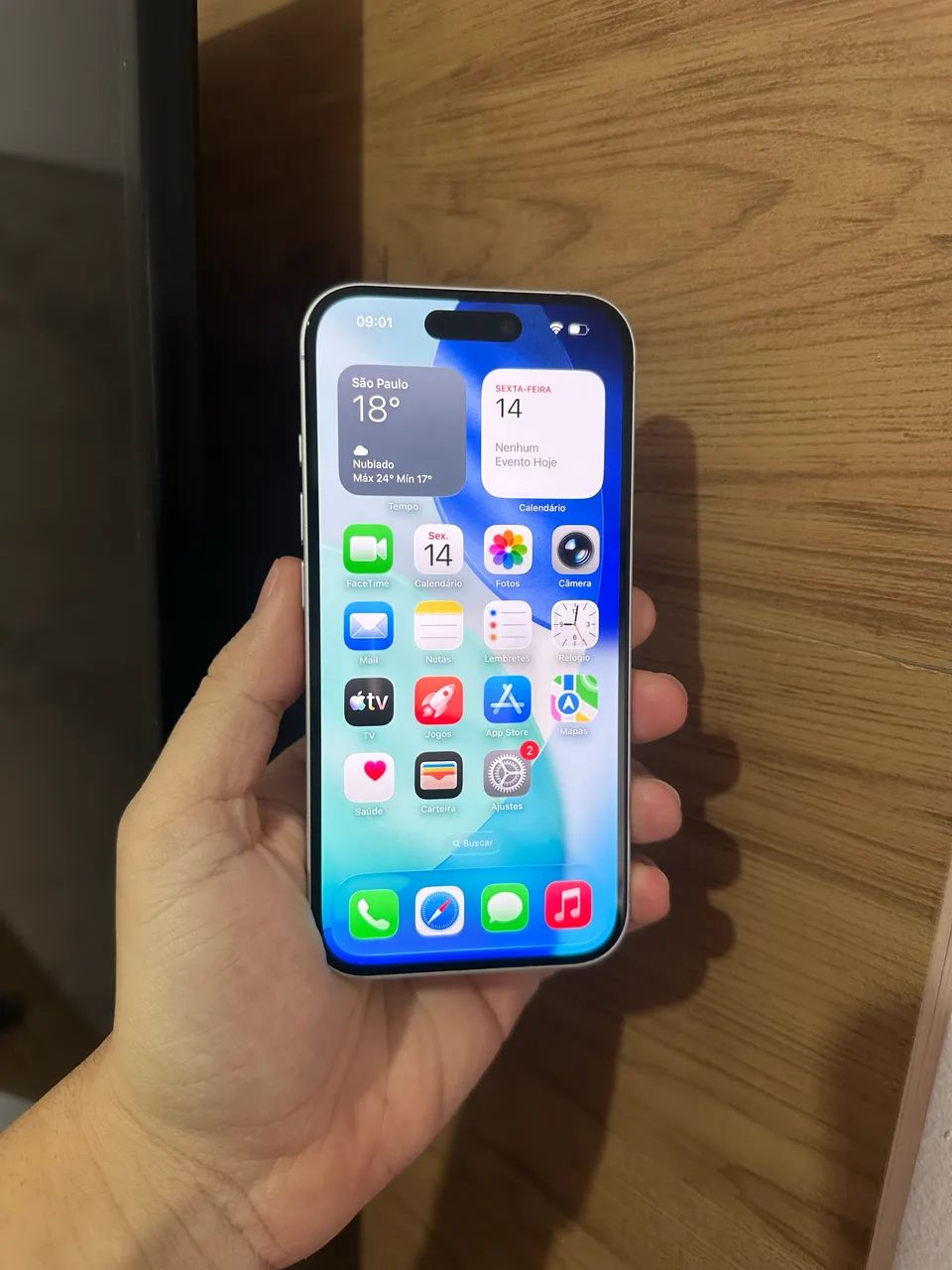 iPhone 16  - Foto 3