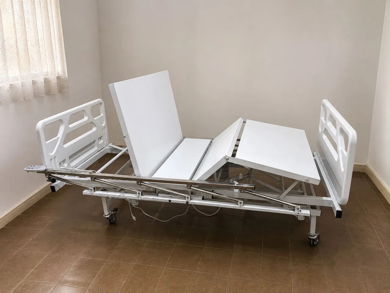 Cama hospitalar semi nova  - Foto 3
