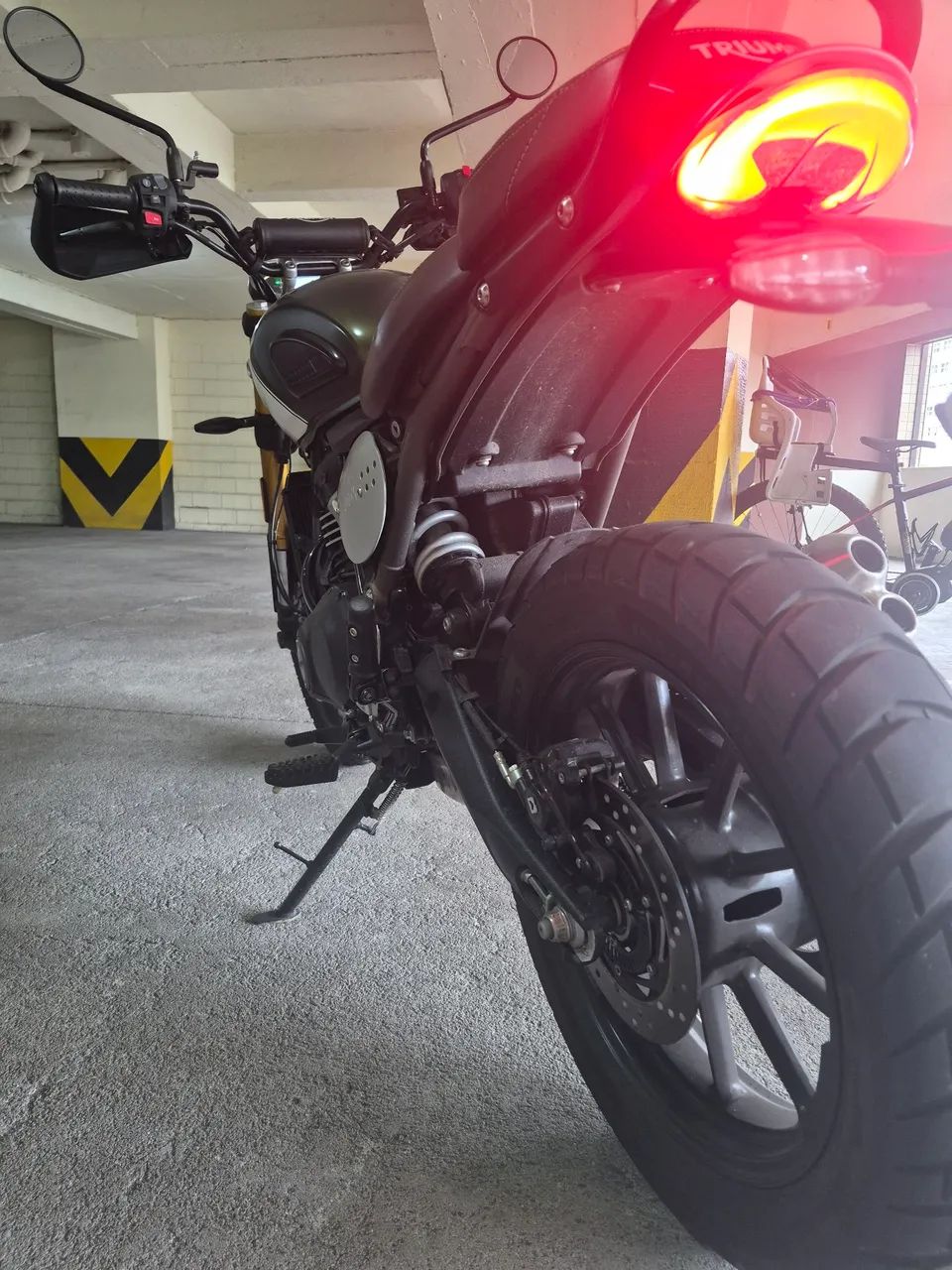TRIUMPH SCRAMBLER 400X IMPECÁVEL - Foto 5