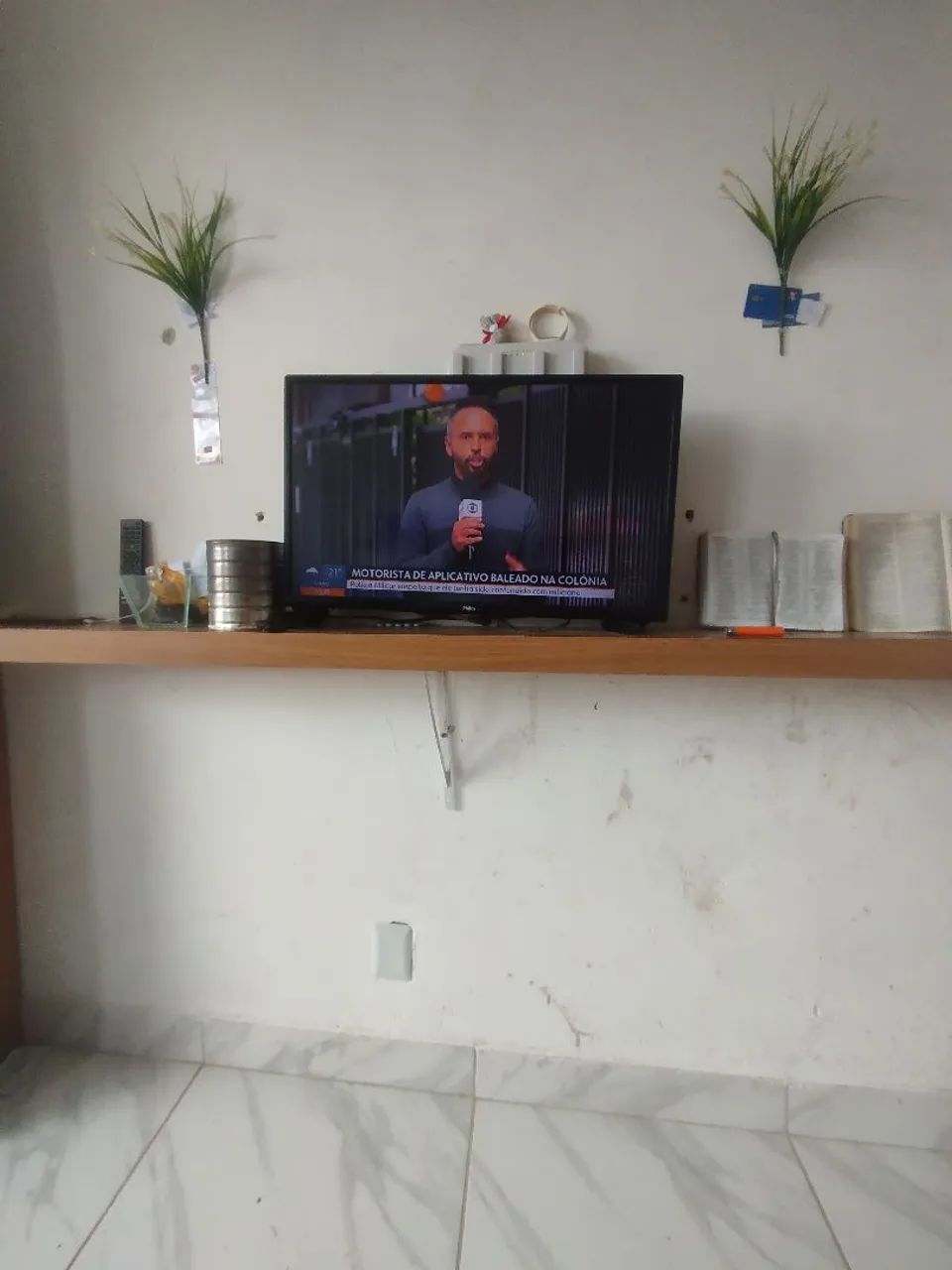 TV 