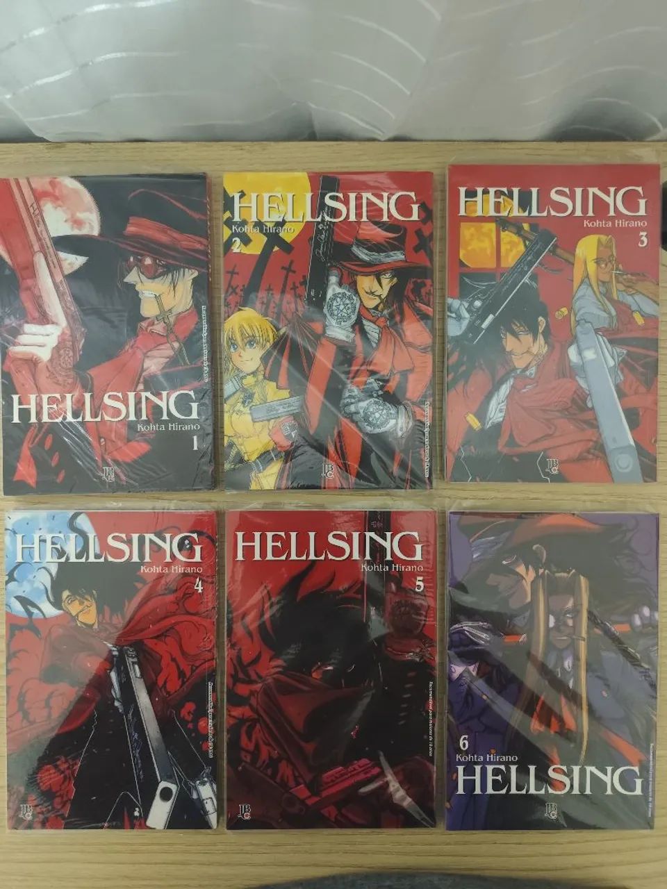 Coleção completa manga HELLSING 