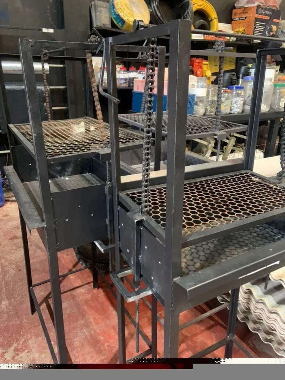 Telhas, churrasqueira e pilar de caixa d'água  - Foto 4