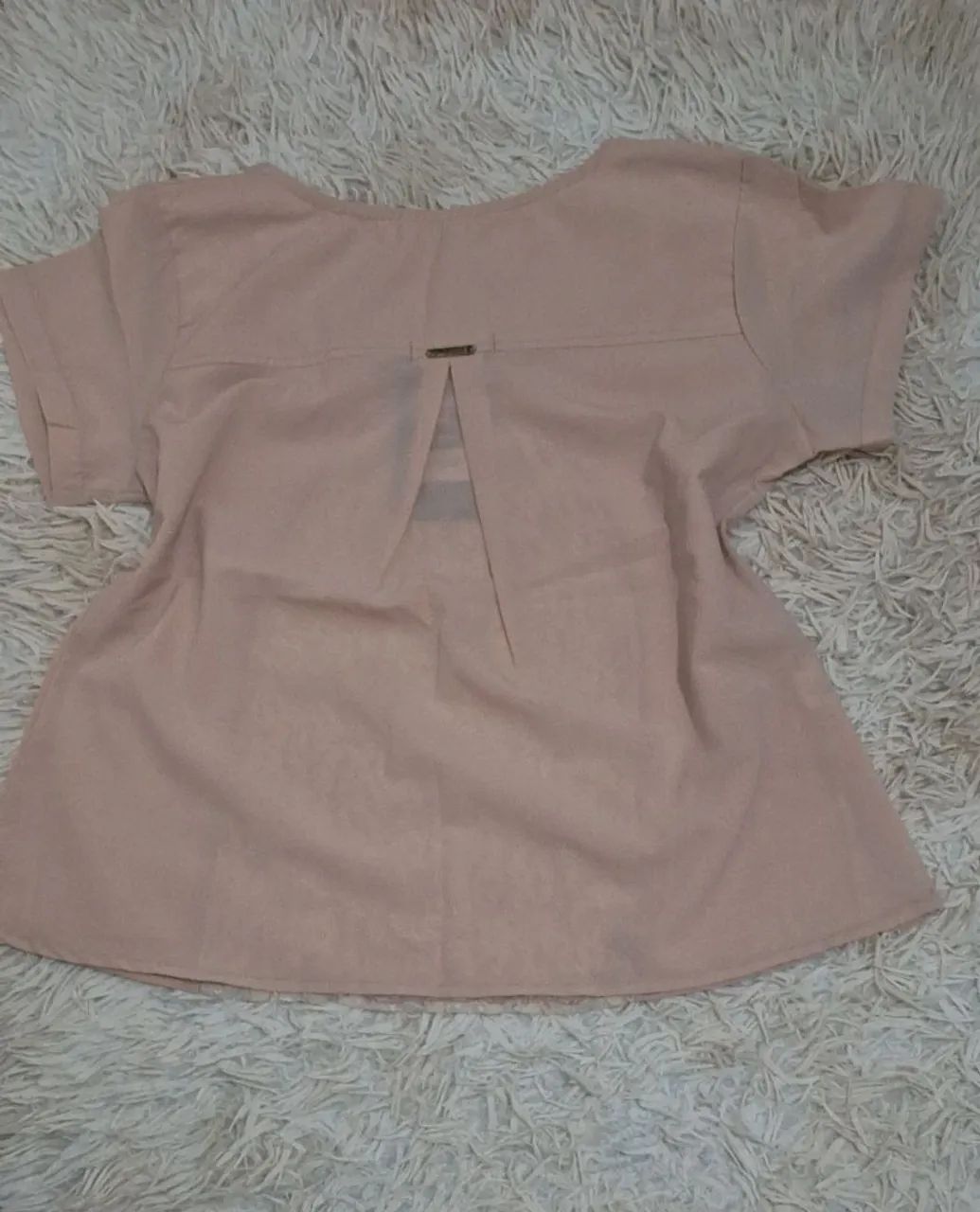 Blusa de crepe com renda - Foto 2