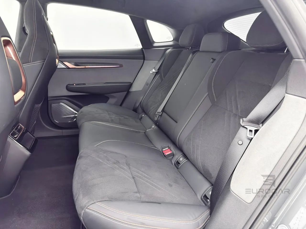 Zeekr 001 Premium Premium (elétrico), foto 18 de 20