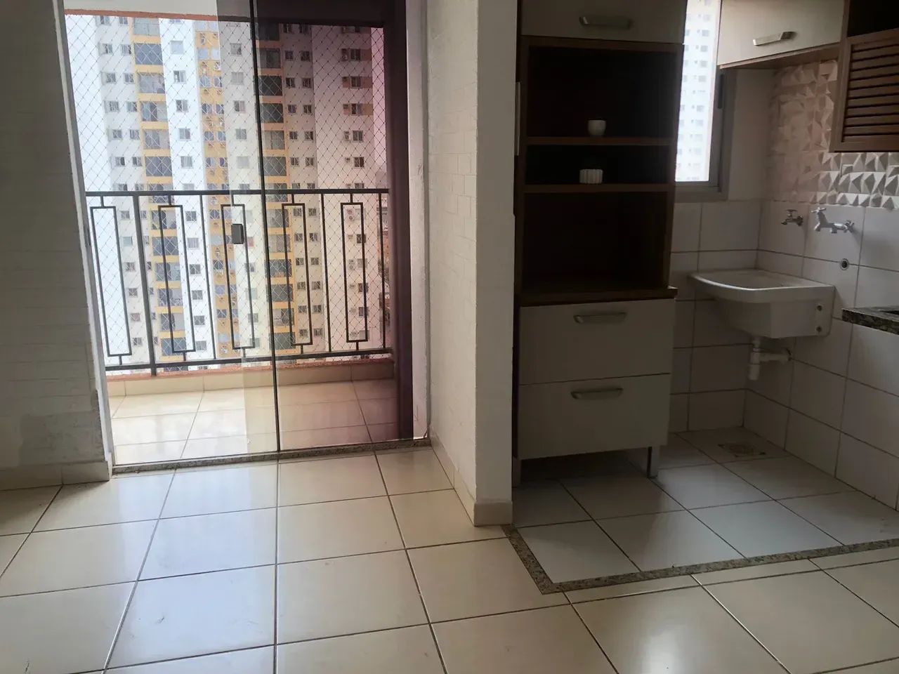 Imóvel para aluguel possui 47 metros quadrados com 2 quartos - Foto 2