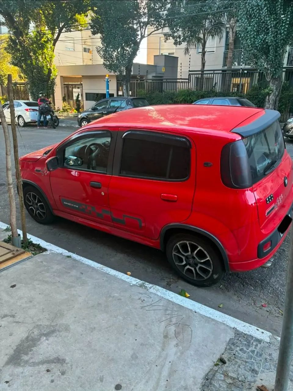 Fiat Uno Sporting 1.4 EVO Fire Flex 8V 4P 2012 - Foto 4