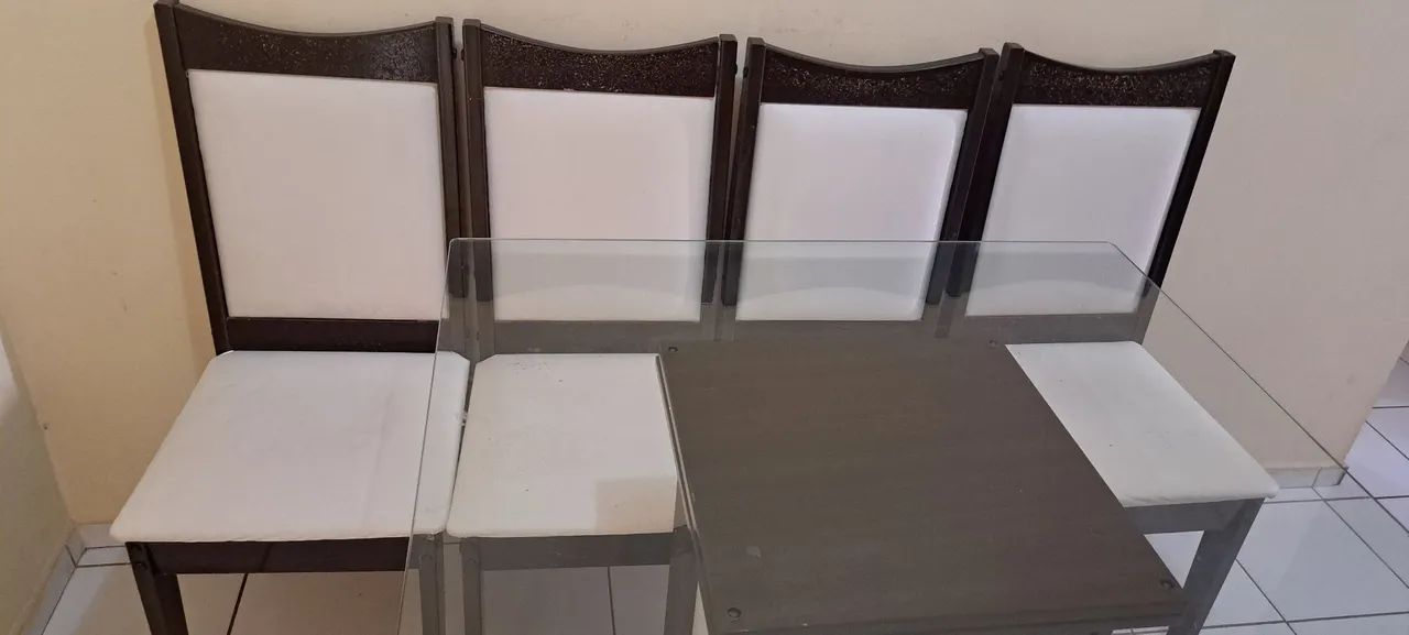 Messa quadrada de vidro 