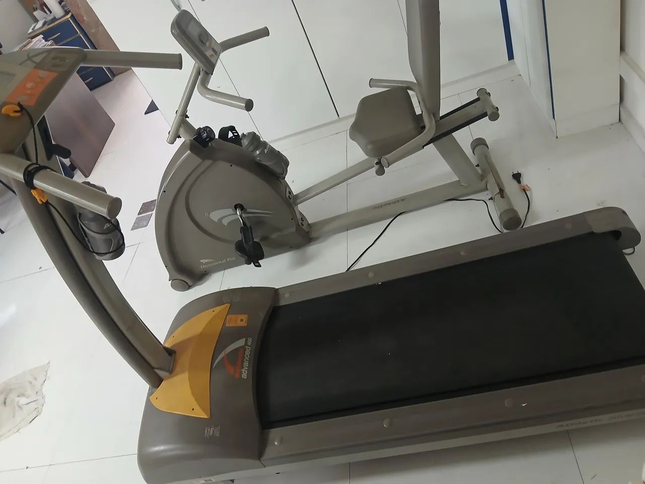 Esteira athletic  110v