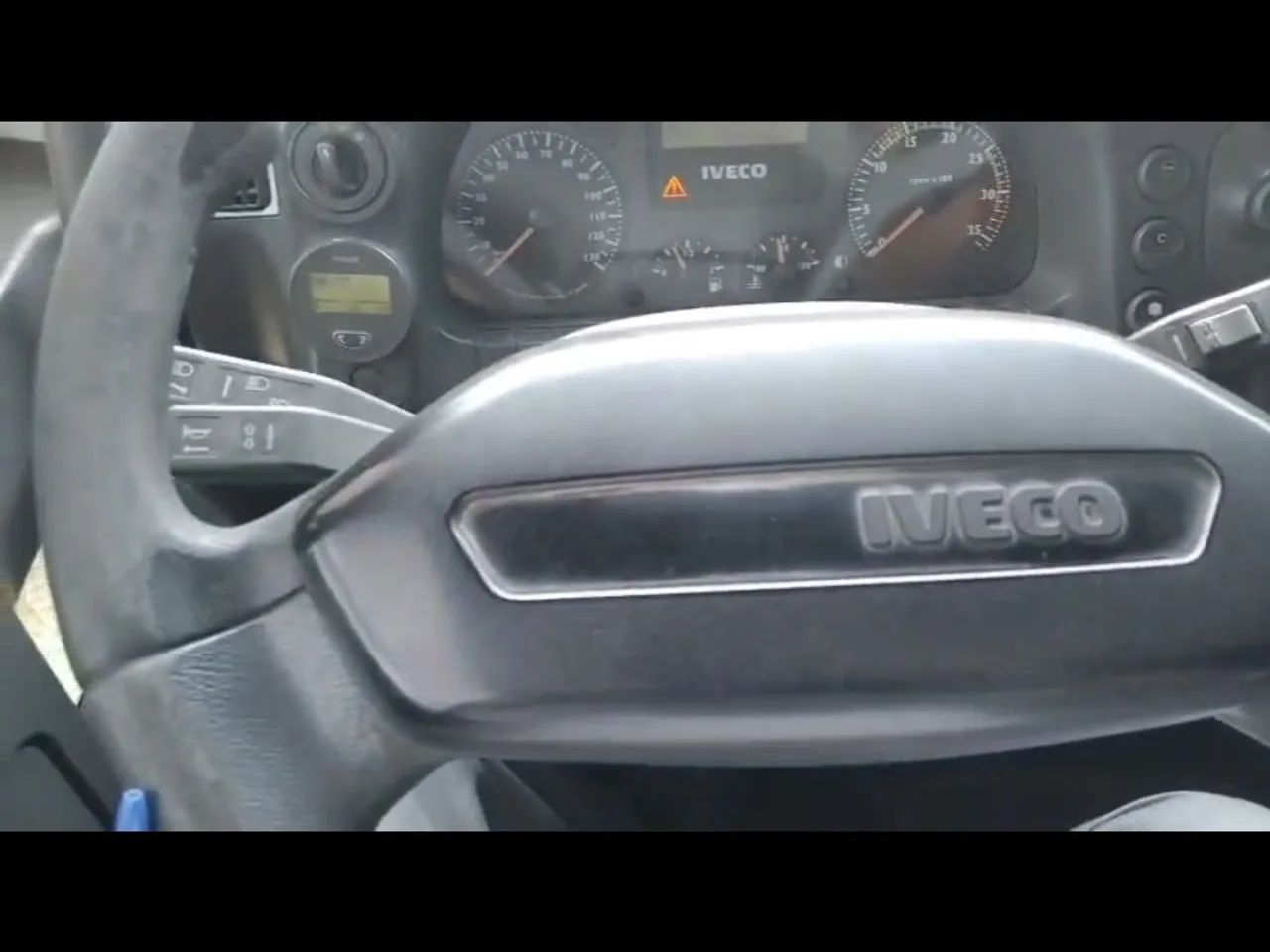 Iveco 330 450e33 2011 4x2 <br> - Foto 2