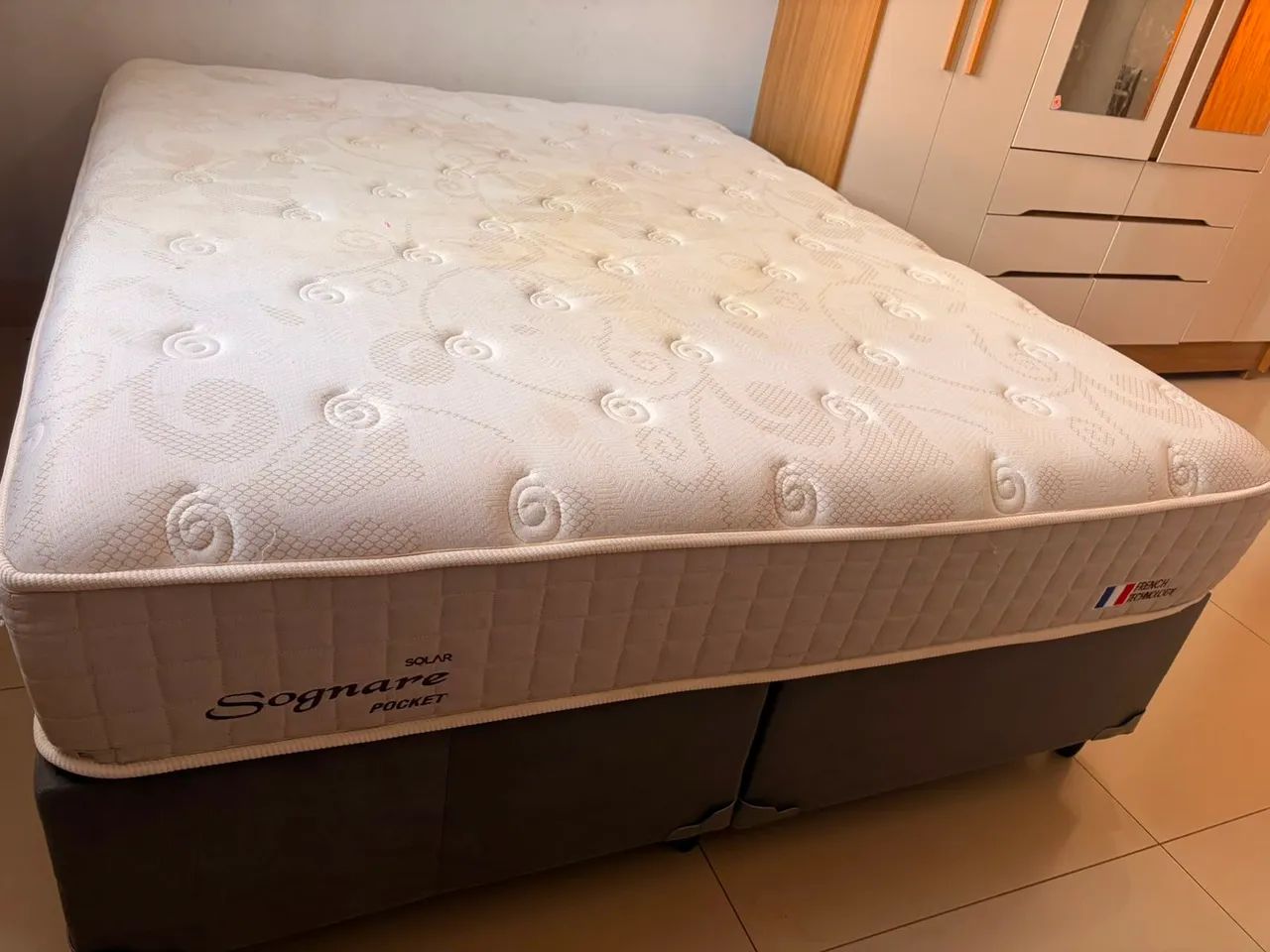 Cama Queen 