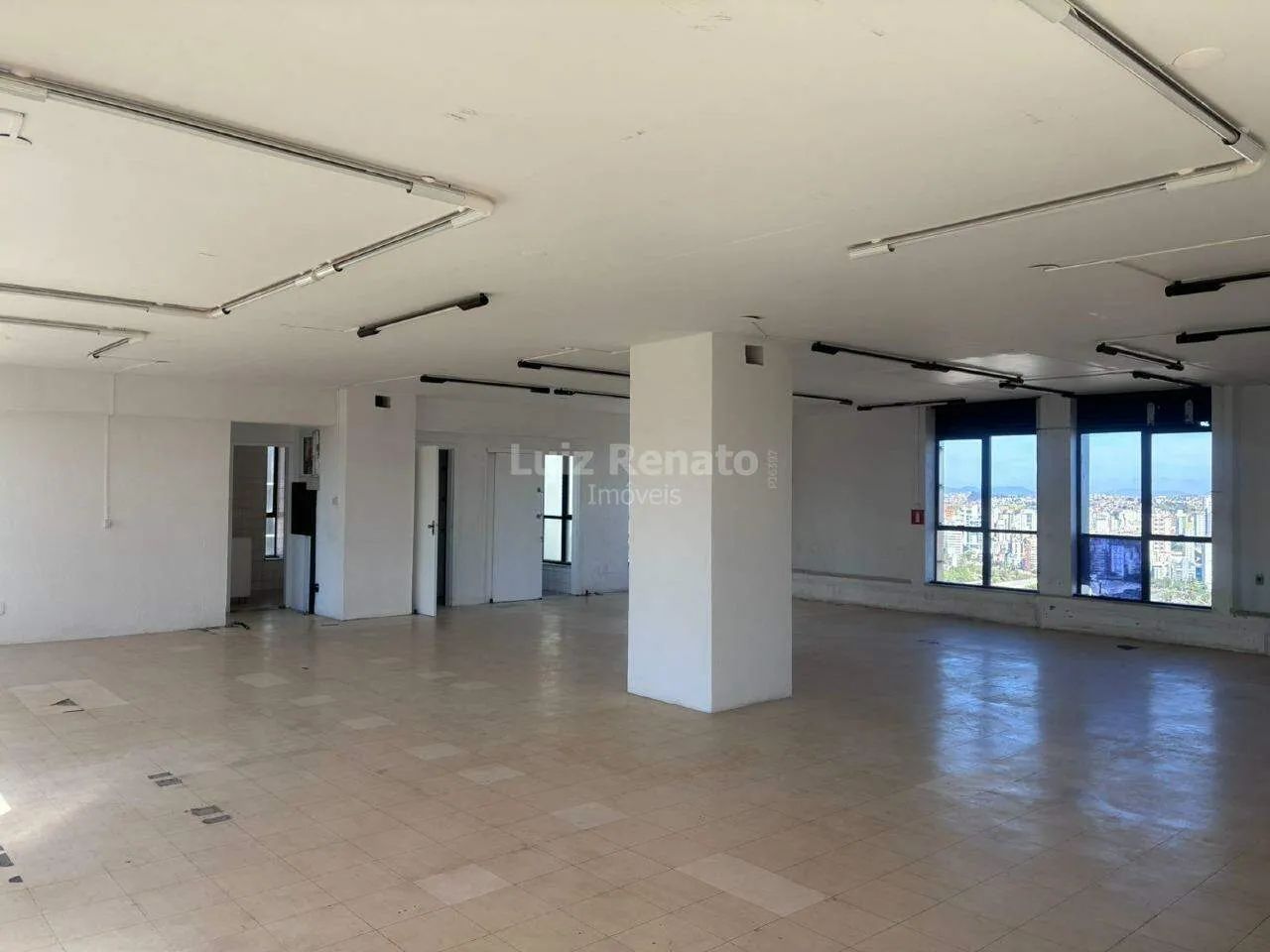Andar corrido para locação no Estoril 160m² 2 vagas