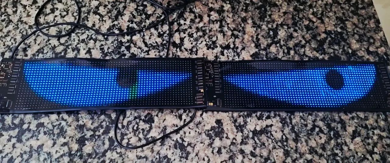 Duas tela led flexível display para carro 10x35cm Usb - Foto 3