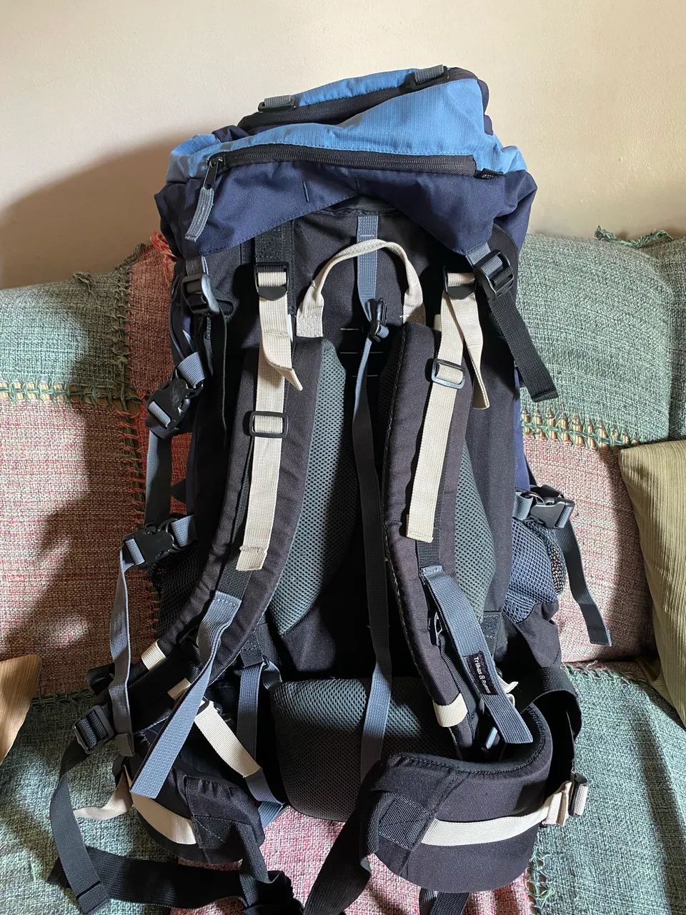Mochila Trilhas e Rumos 68 lt - Foto 2