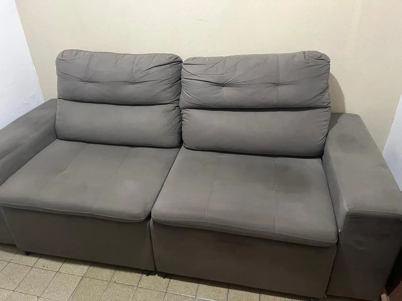 Sofá retrátil 
