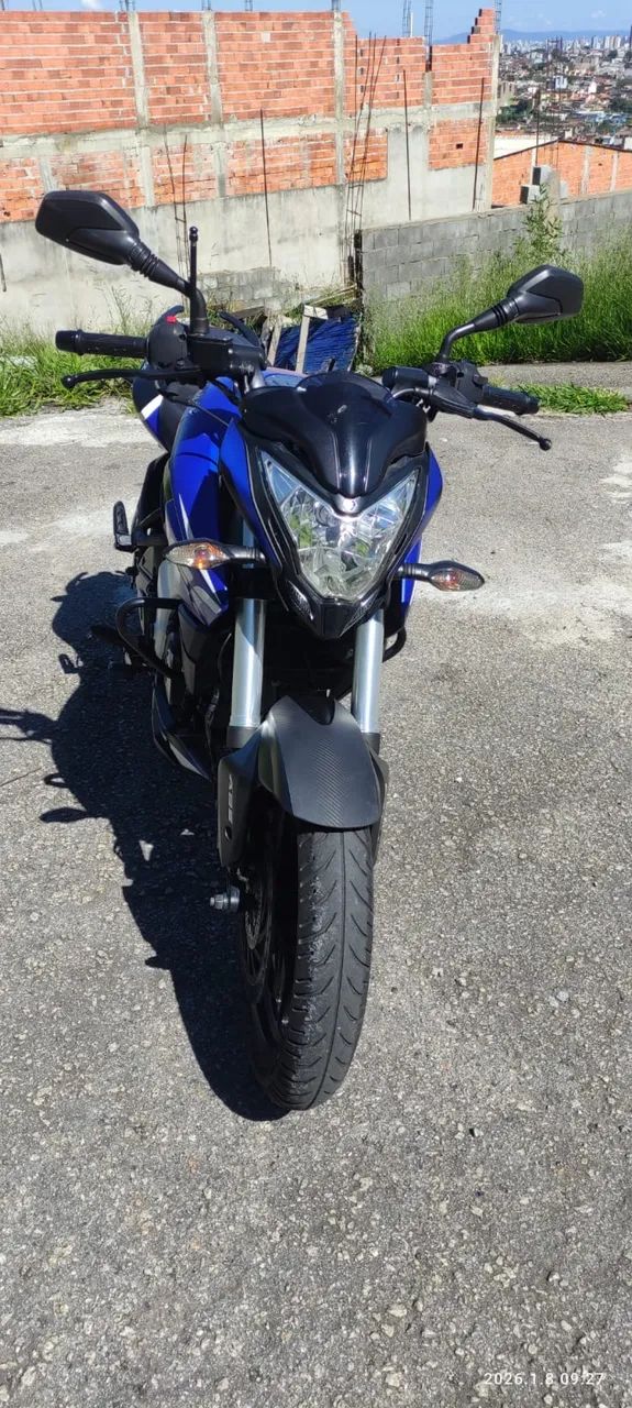 Bajaj Dominar 200cc 2023  - Foto 4