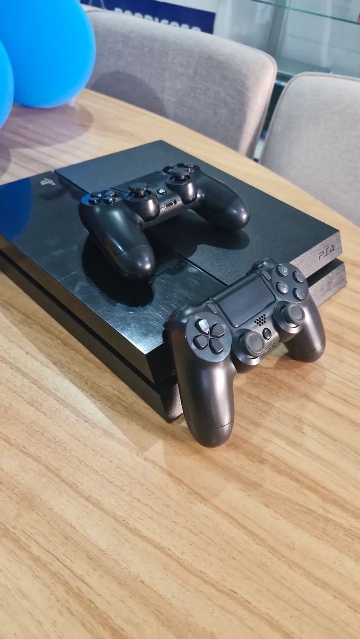 Ps4 Fat com 2 controles - Foto 3