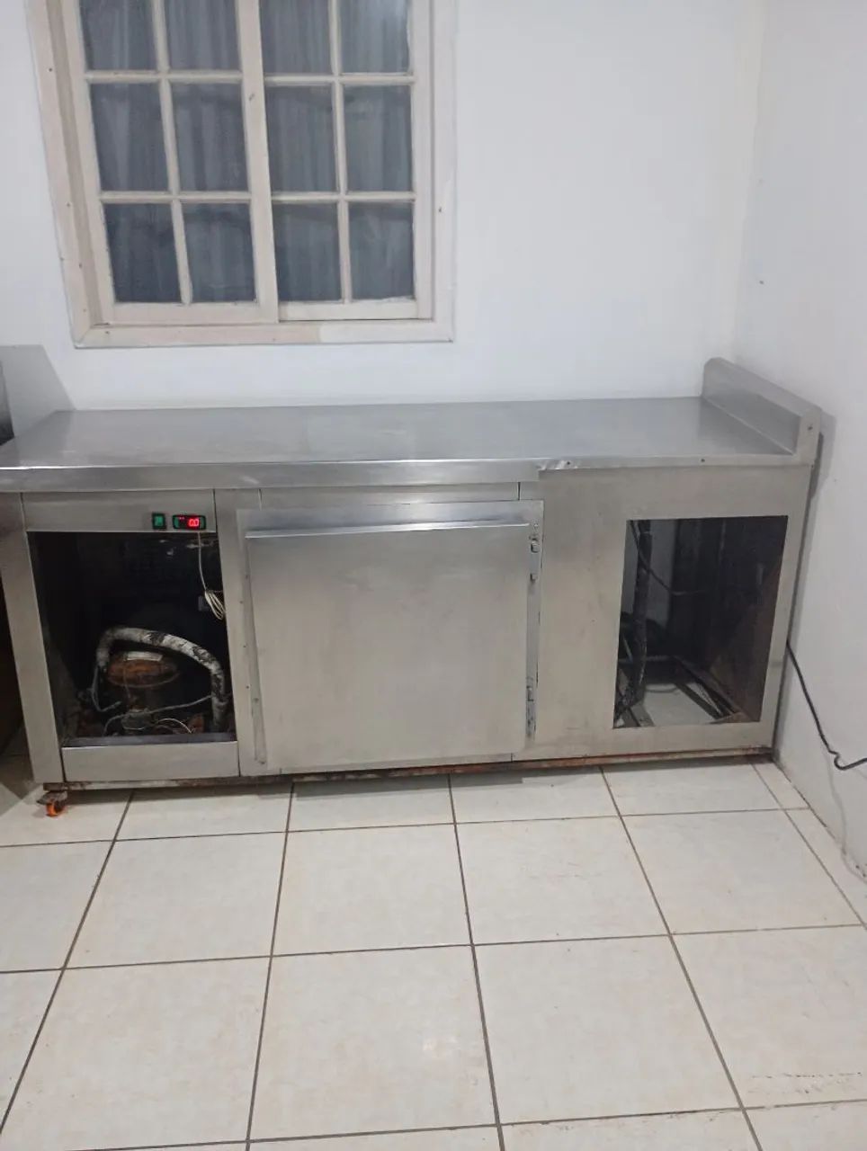 TORRANDO, Balcão frigorífico todo inox com compressor Elgin 1/2 hp