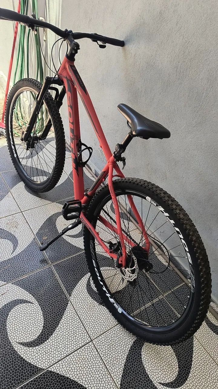 Bicicleta south aro 29 pouca usada.