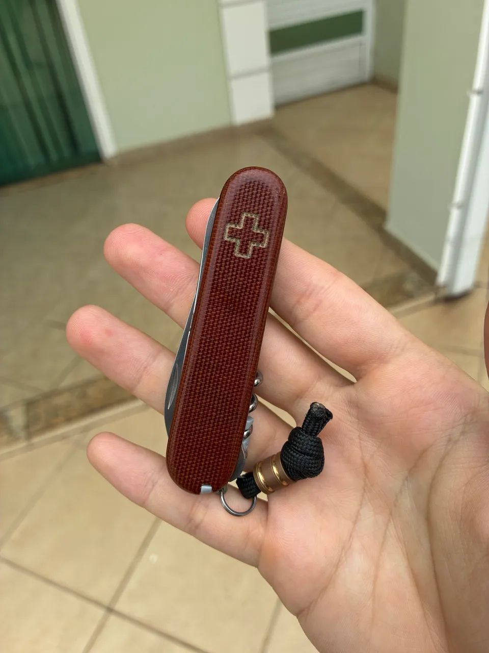 Canivete Victorinox Compact com talas de micarta - Foto 4