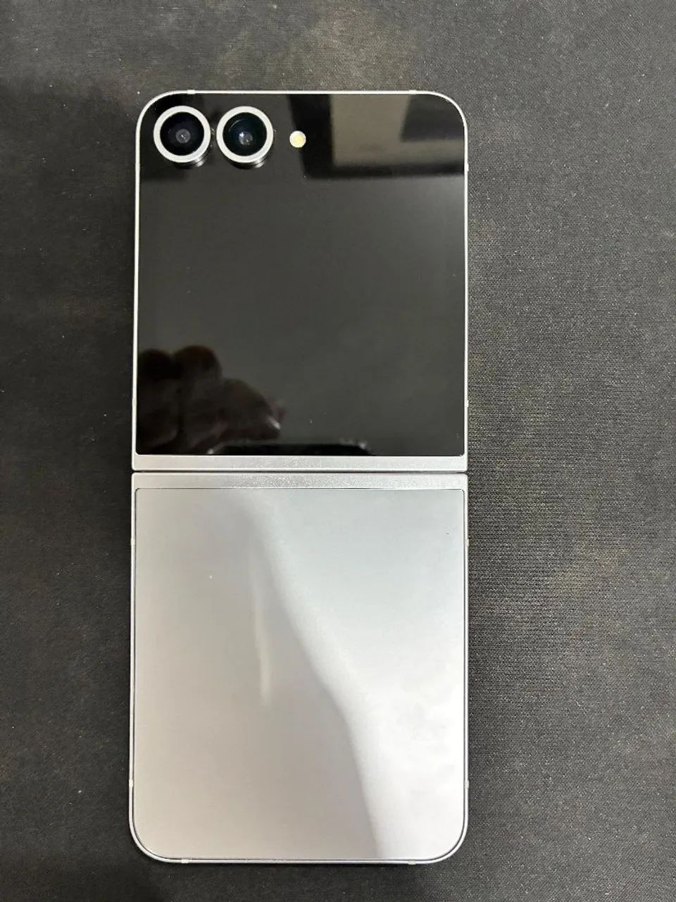 Z Flip 6 (leia descrição)
