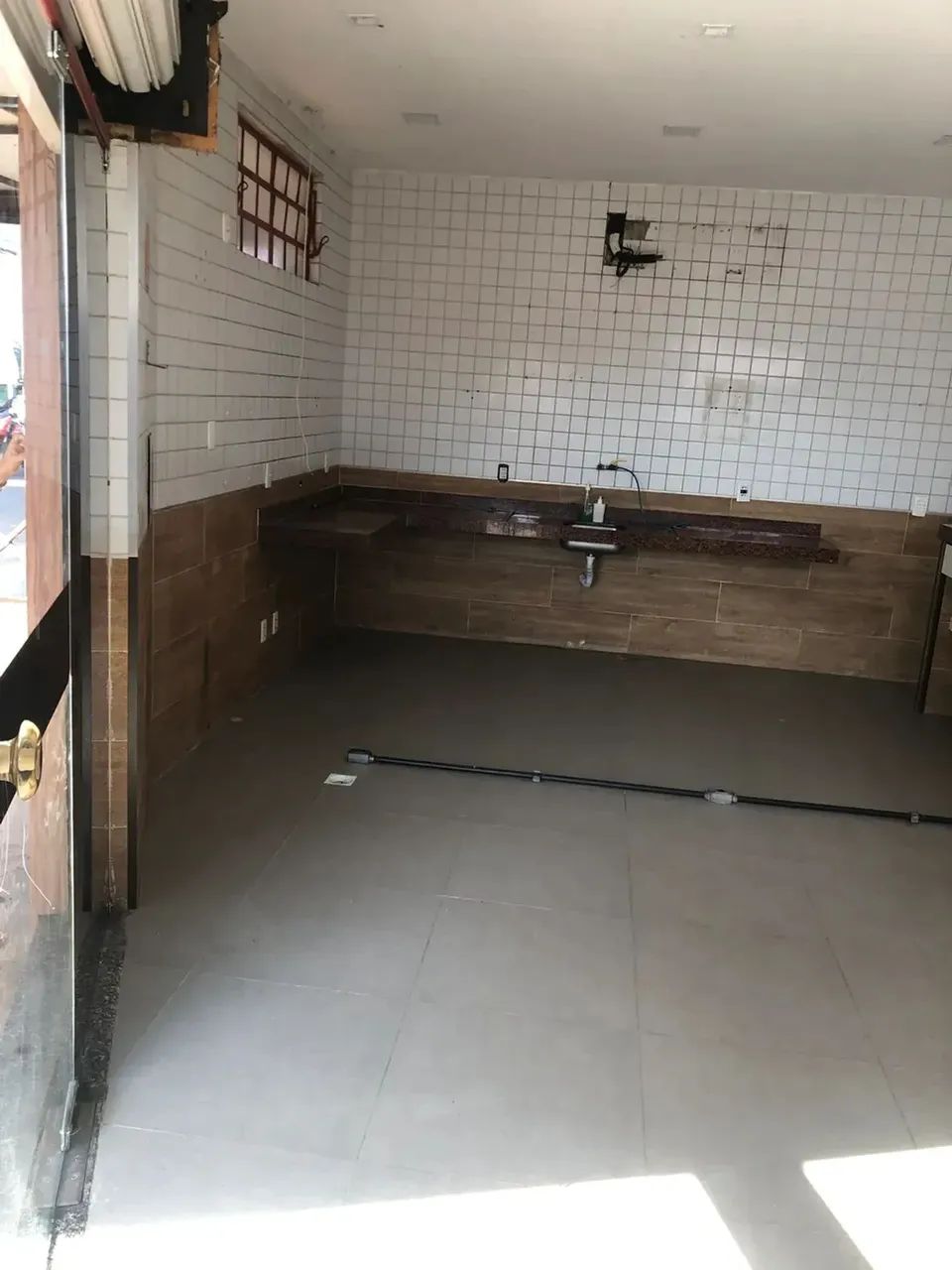 EXCELENTE PRÉDIO COMERCIAL NO CENTRO DE MARACANAÚ - Foto 12