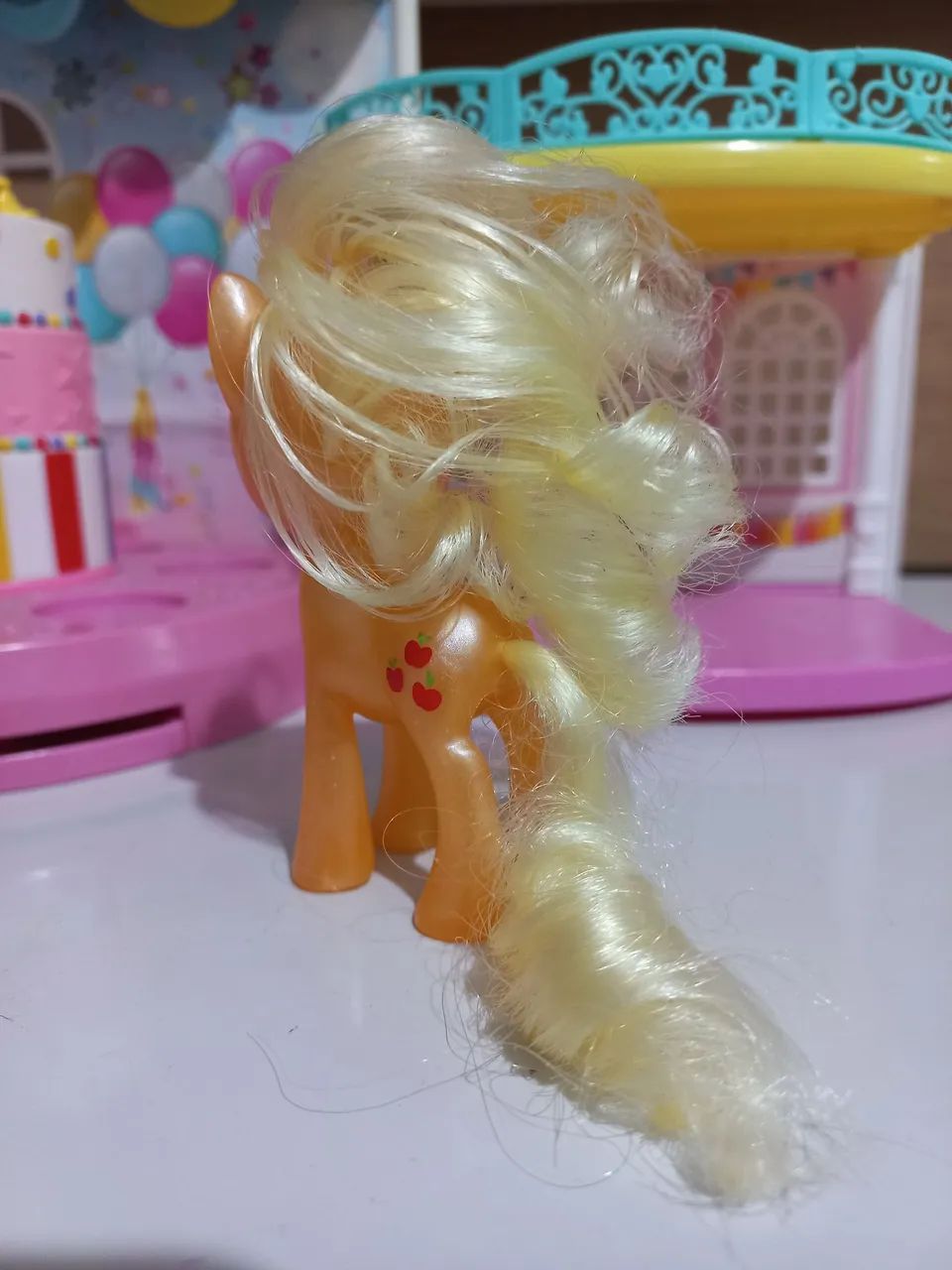 Pônei Applejack perolada modelo reboot 8 cm - Foto 4