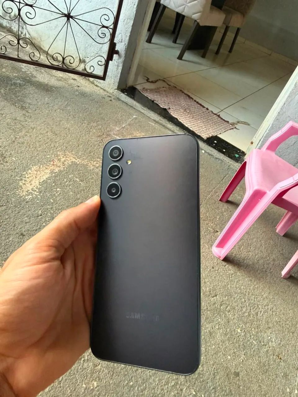 Vendo Galaxy a34 bem conservado  - Foto 3