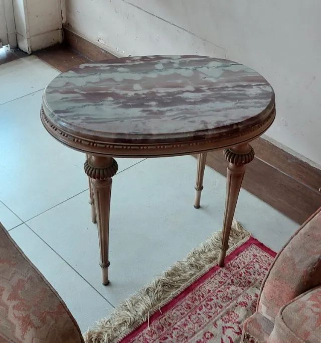 Sofa poltronas e mesinhas em marmore  - Foto 5