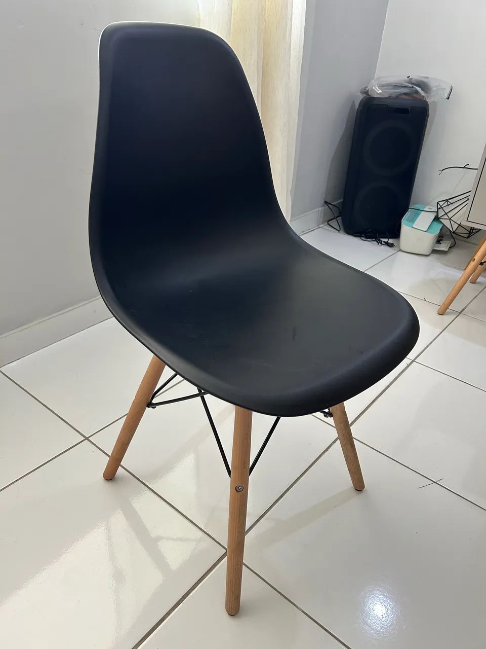 1 Cadeira Eames Tok Stok  - Foto 3