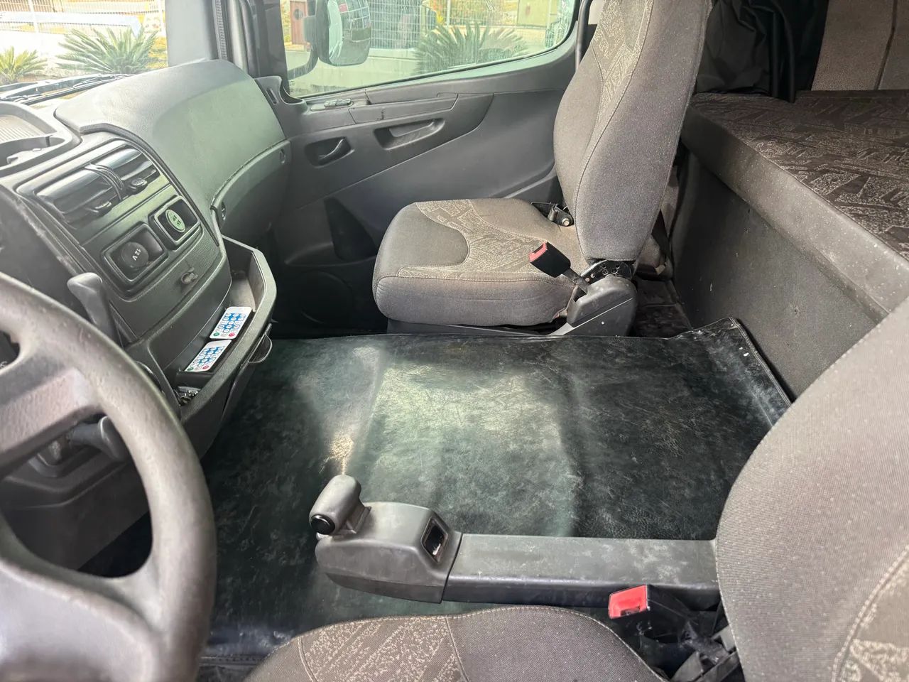 MB 2544 S 2014 AUTOMÁTICO  - Foto 4