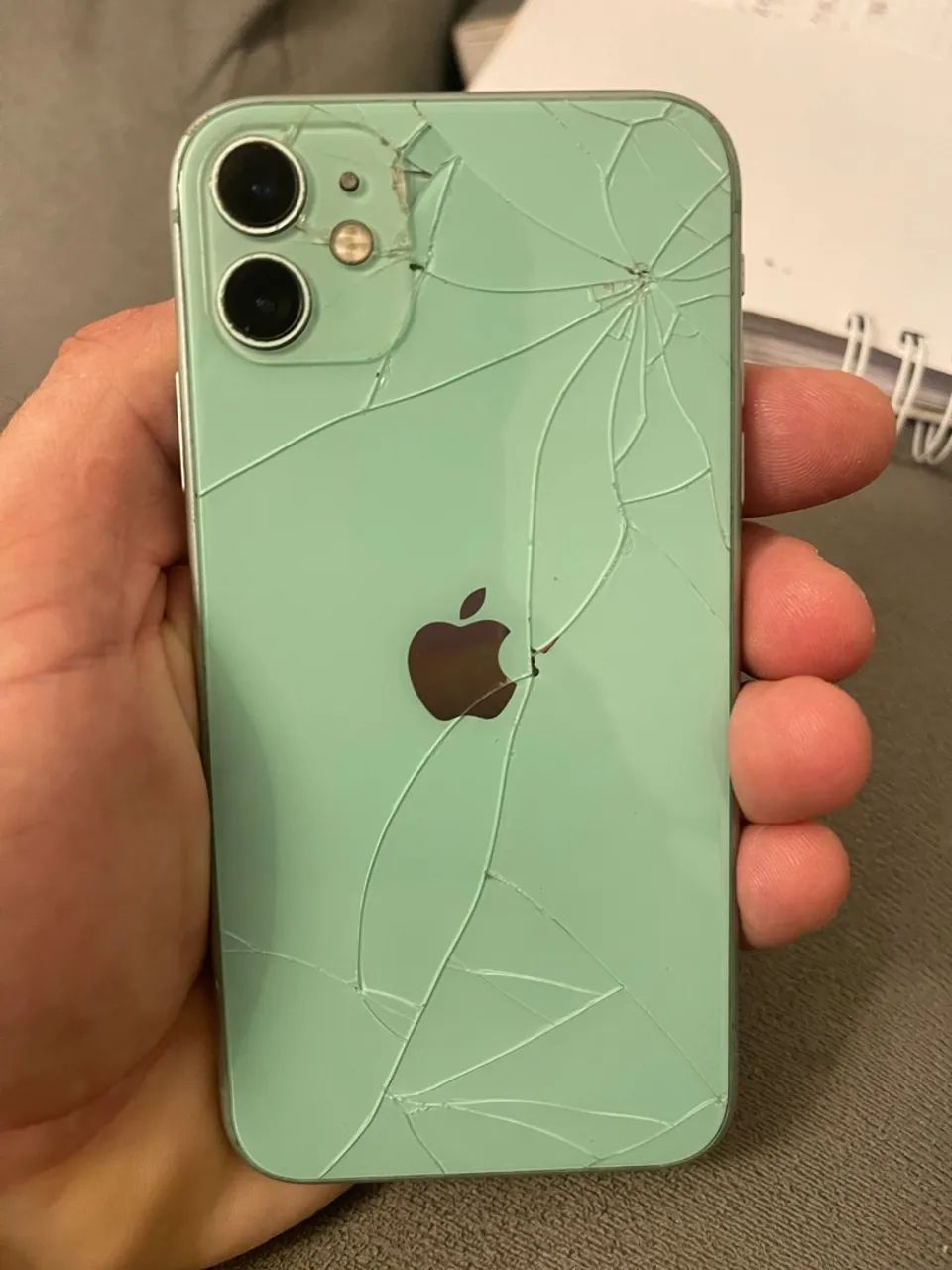 iPhone 11 64 Gigas R$ 650,00 - Foto 2