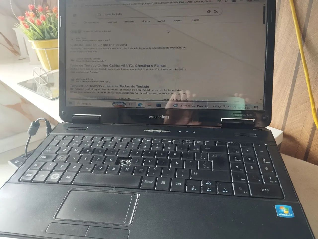 Notebook 4 gb R$180,oo - Foto 2