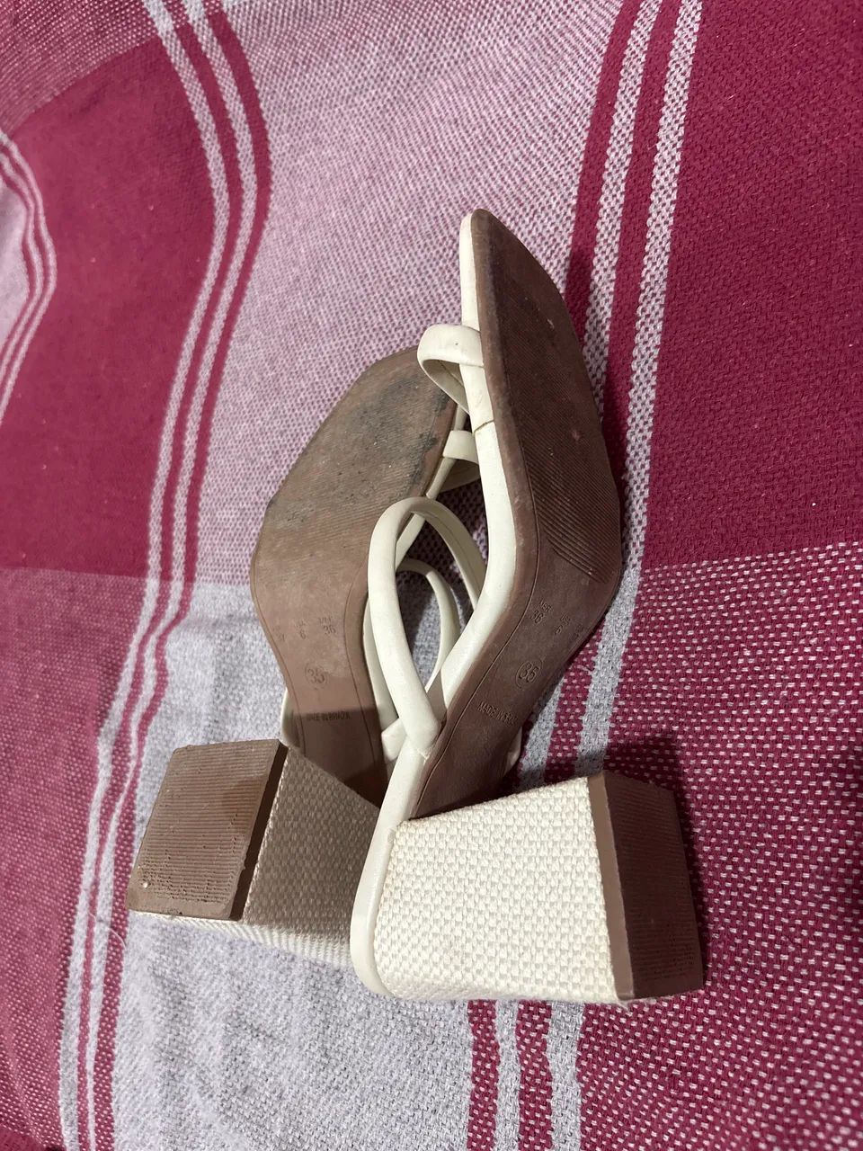 Sandália saltinho 6cm ONESELF - Foto 3