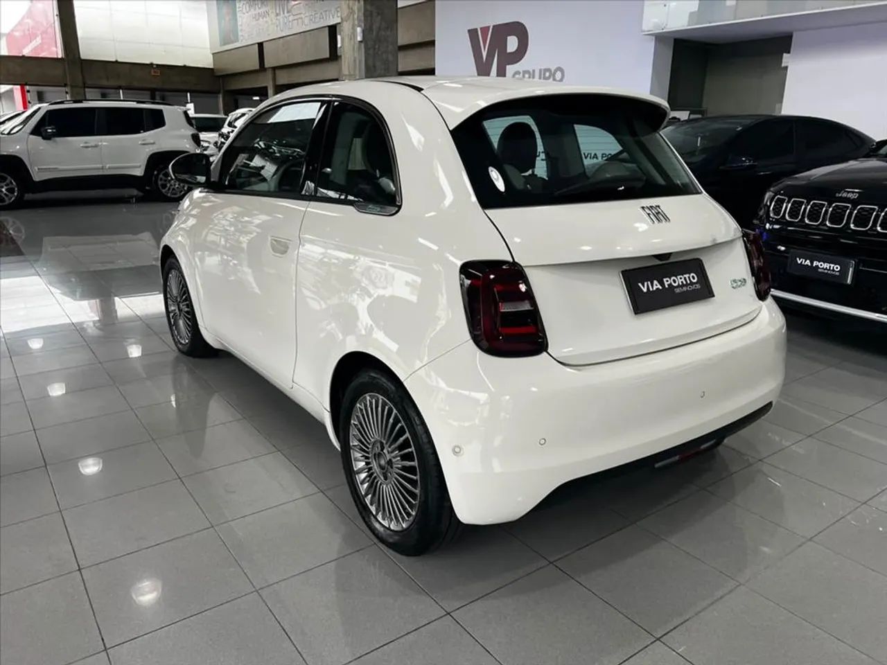 Fiat 500E Icon (elétrico) 2024 - Foto 4