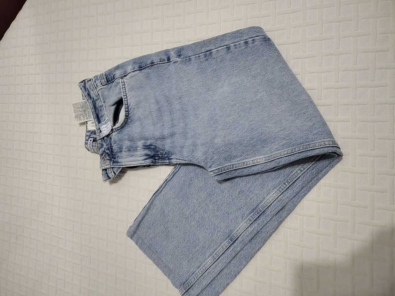 calça feminina Zara 