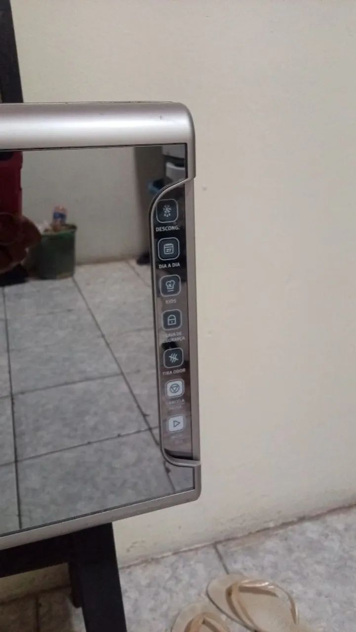 Microondas Eletrolux Espelhado 31 litros  - Foto 3