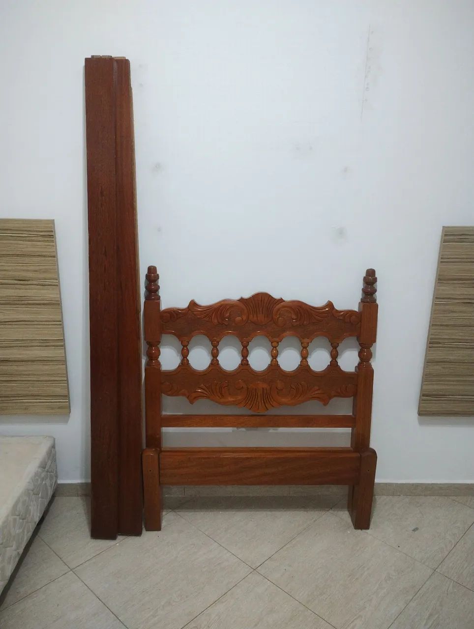 Cama de madeira maciça  - Foto 4