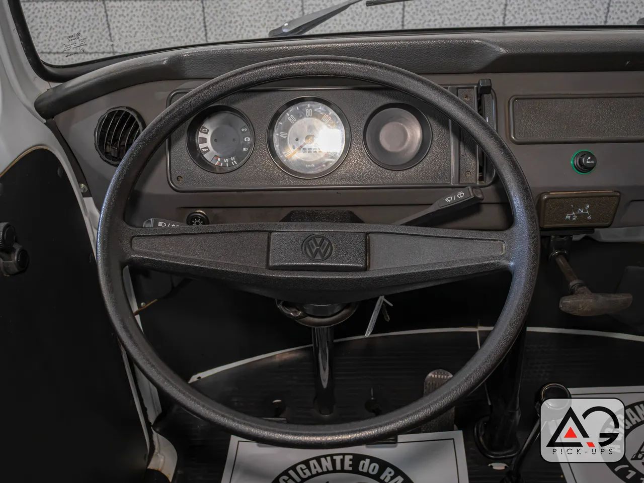 Volkswagen Kombi Standard/ Luxo/ Série Prata, foto 5 de 20