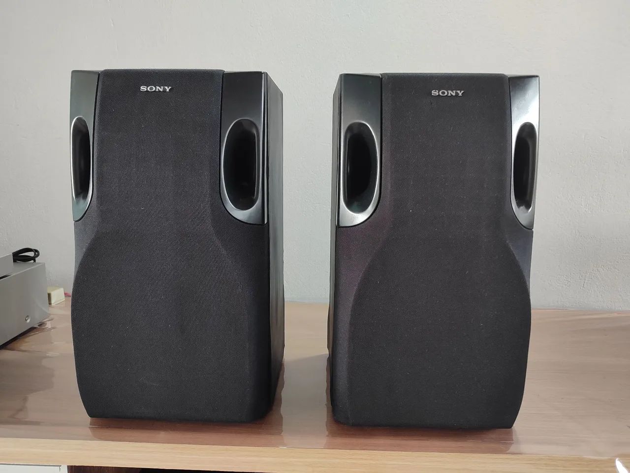 Caixas Sony 3 vias 