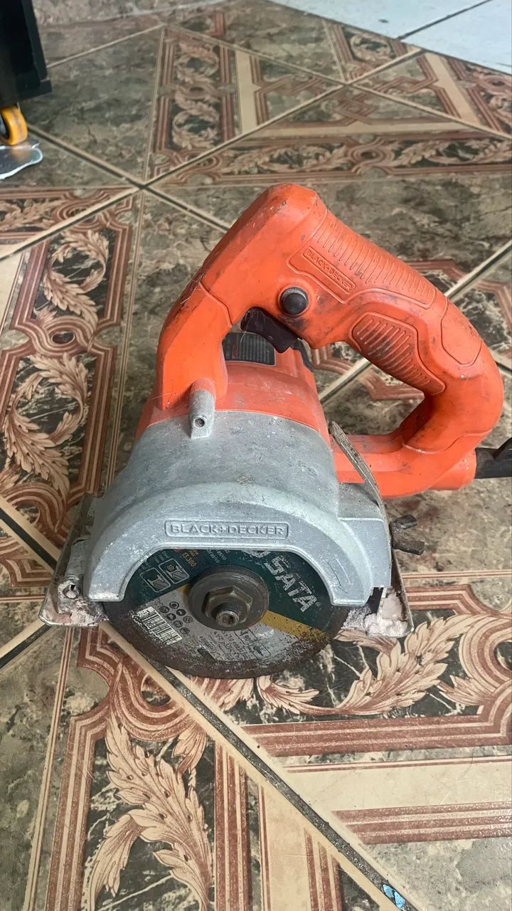 Serra Mármore Black Decker Usada  - Foto 2